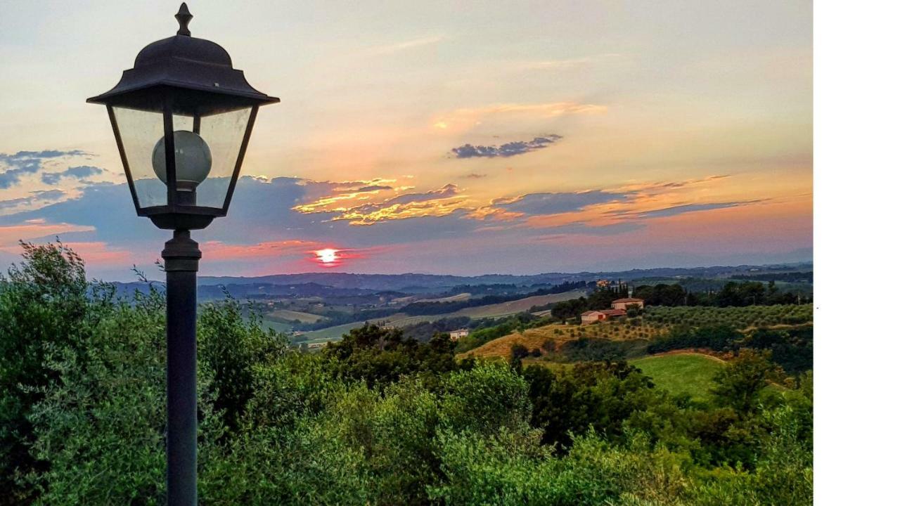 Appartamenti Ava E Tegrino Nell'Antica Dimora Di Fulignano San Gimignano Dış mekan fotoğraf