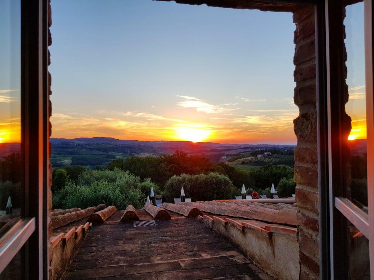 Appartamenti Ava E Tegrino Nell'Antica Dimora Di Fulignano San Gimignano Dış mekan fotoğraf